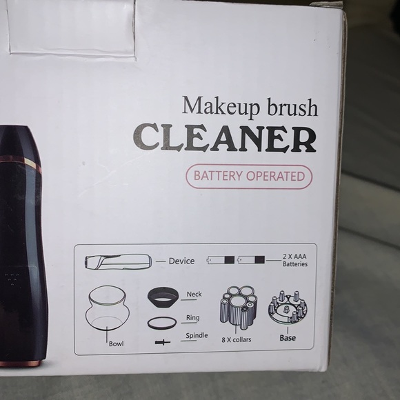 Makeup Brush Cleaner - Picture 3 of 12